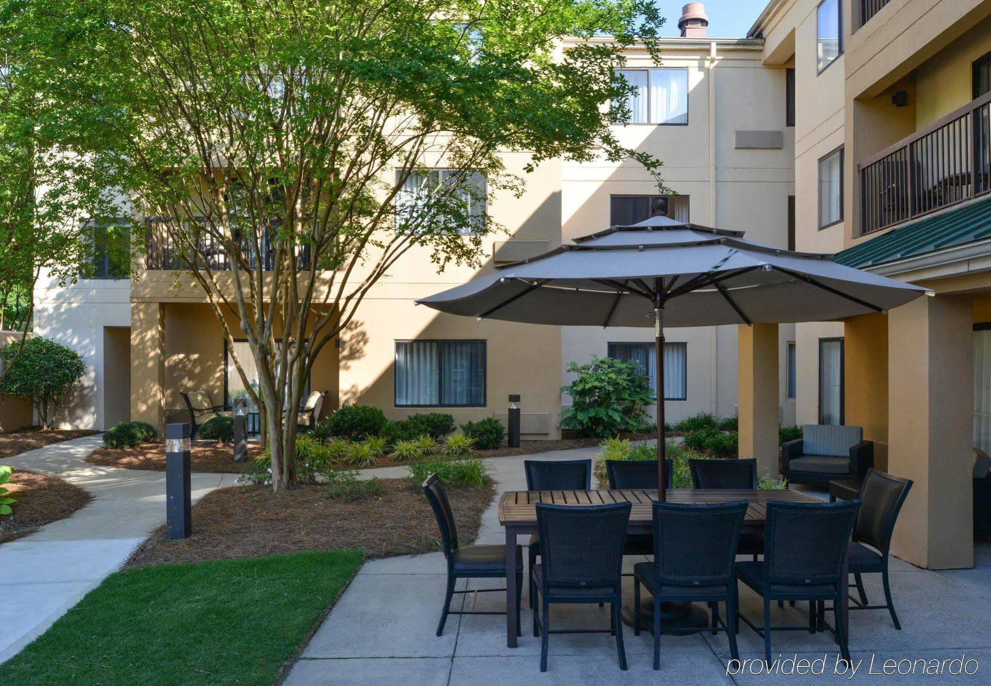 Courtyard By Marriott Charlotte Matthews Hotel Exterior photo